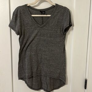 Grey high low T-shirt!